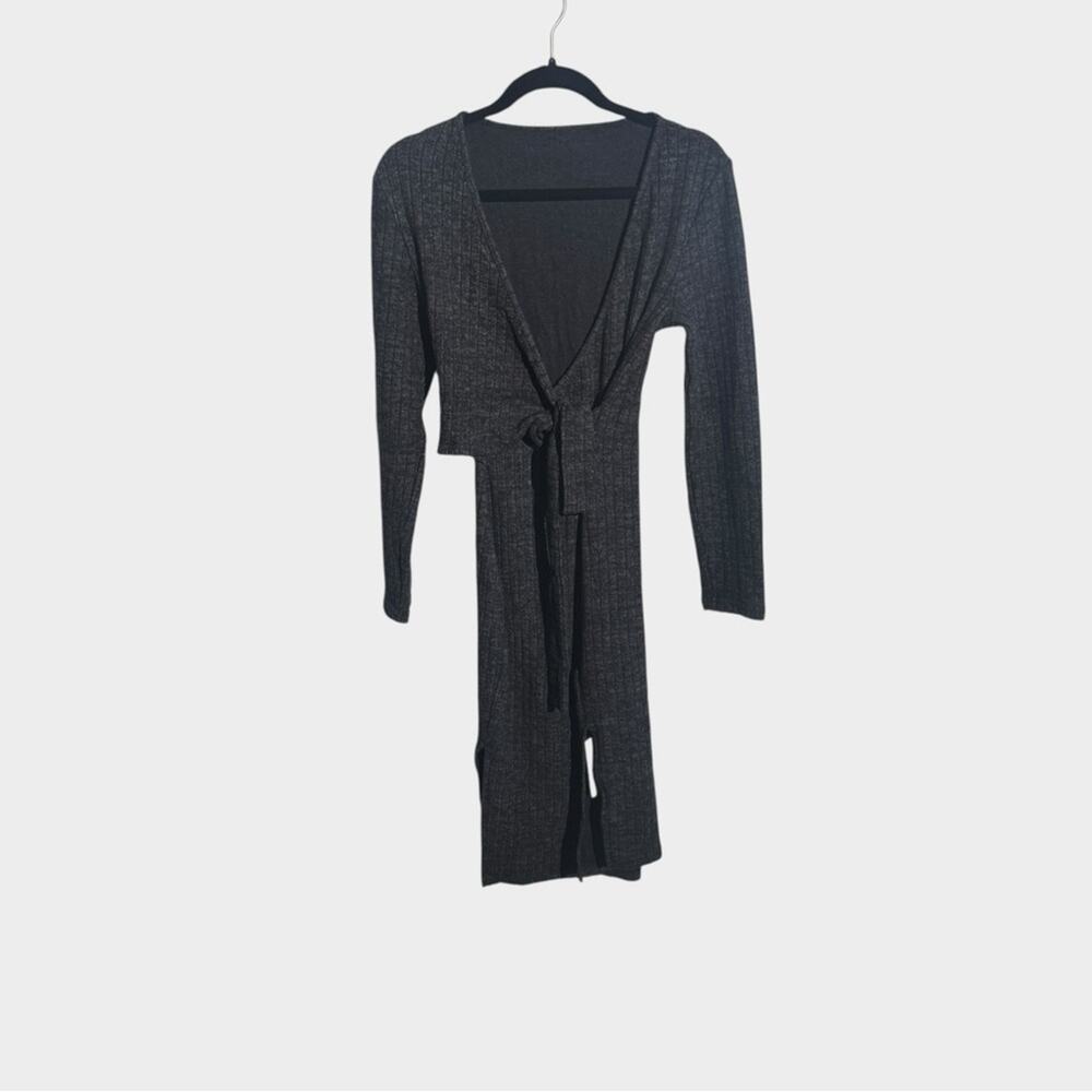 NEW Cupshe Charcoal Jersey Surplice Long Sleeve Midi Dress, Small - Picture 2 of 11